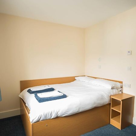 The Sidings Aparthotel Penryn Buitenkant foto