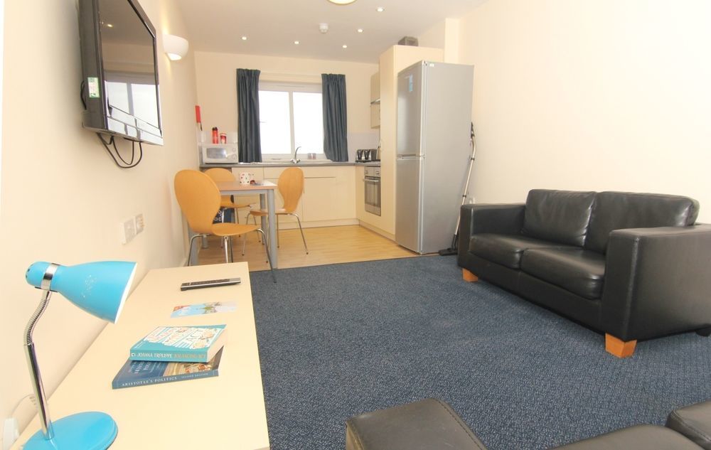 The Sidings Aparthotel Penryn Buitenkant foto