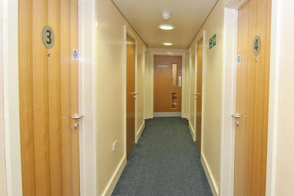 The Sidings Aparthotel Penryn Buitenkant foto