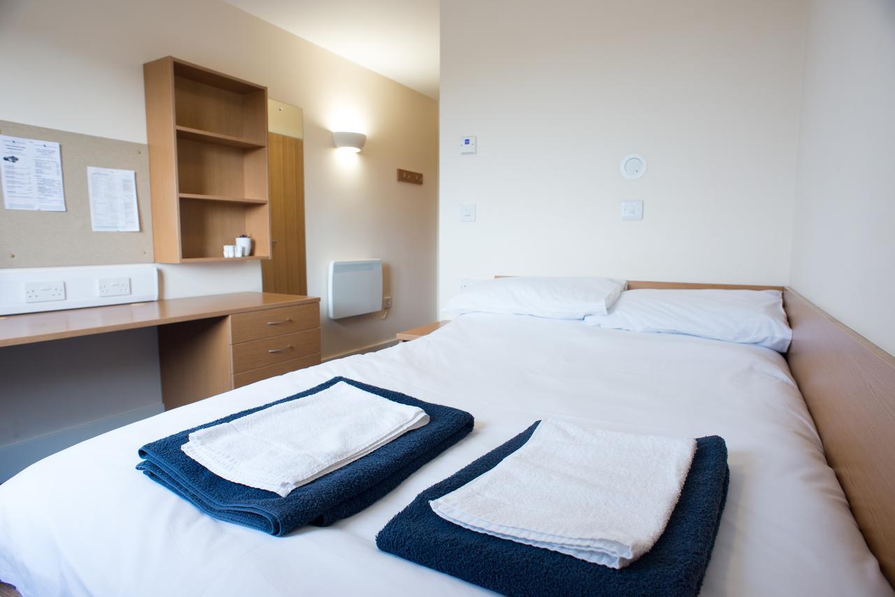 The Sidings Aparthotel Penryn Buitenkant foto