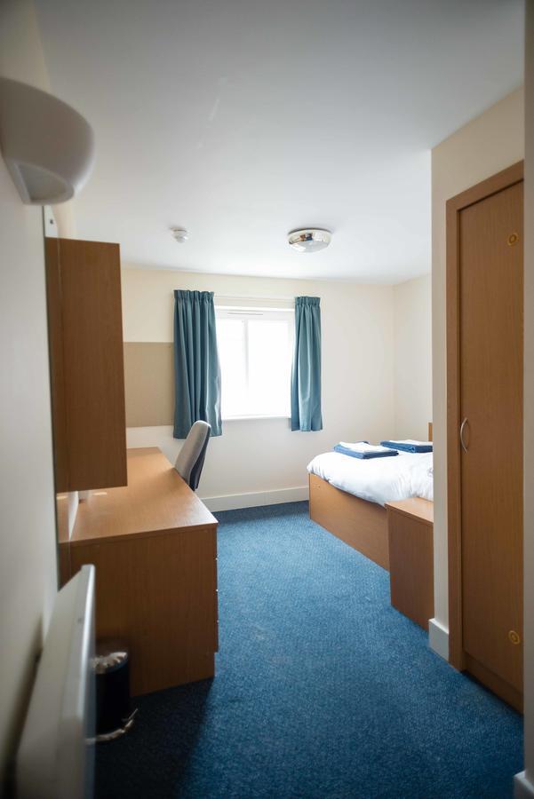 The Sidings Aparthotel Penryn Buitenkant foto